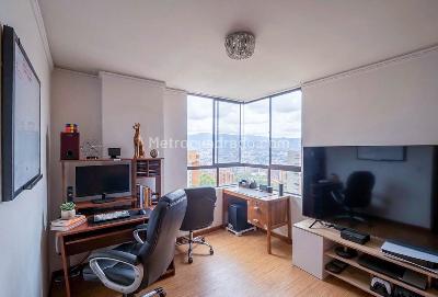 Apartamento de 3 alcobas en venta en El Tesoro, Medellín, 123 m² · foto 4 de 17