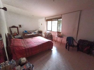 Casa de 5 alcobas en venta en Cristales, Cali, 380 m² · foto 6 de 14