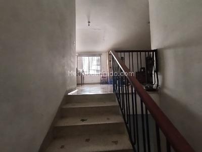 Casa de 5 alcobas en venta en Cristales, Cali, 380 m² · foto 9 de 14