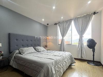 Apartamento en arriendo en Lalinde, Medellín · foto 12 de 20