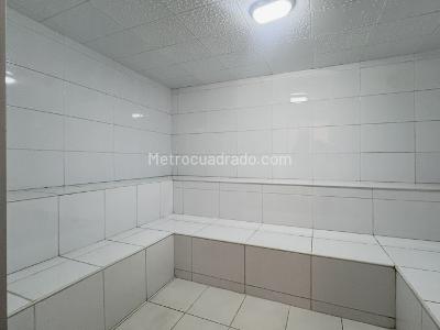 Apartamento en arriendo en Lalinde, Medellín · foto 15 de 20