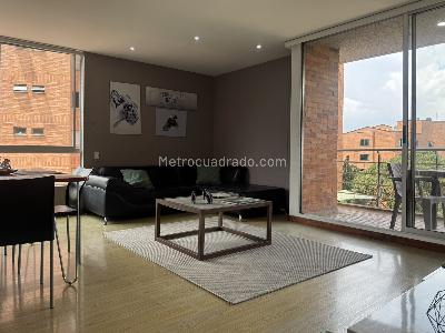 Apartamento en arriendo en Lalinde, Medellín · foto 4 de 20