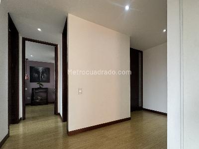 Apartamento en arriendo en Lalinde, Medellín · foto 7 de 20