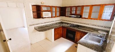 Casa de 5 alcobas en venta en El Limonar, Cali, 350 m² · foto 3 de 12