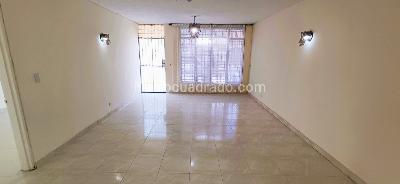 Casa de 5 alcobas en venta en El Limonar, Cali, 350 m² · foto 5 de 12