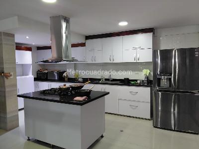 Casa de 5 alcobas en venta en El Ingenio, Cali, 330 m² · foto 7 de 20