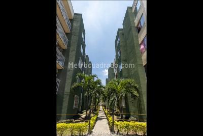 Apartamento en venta en El Poblado Ii, Cali · foto 5 de 17