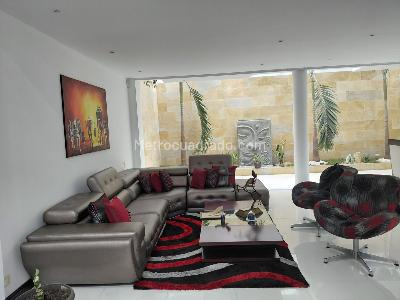 Casa de 4 alcobas en venta en Valle Del Lili, Cali, 300 m² · foto 3 de 20