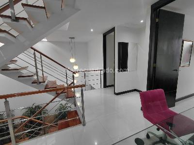 Casa de 4 alcobas en venta en Valle Del Lili, Cali, 300 m² · foto 12 de 20