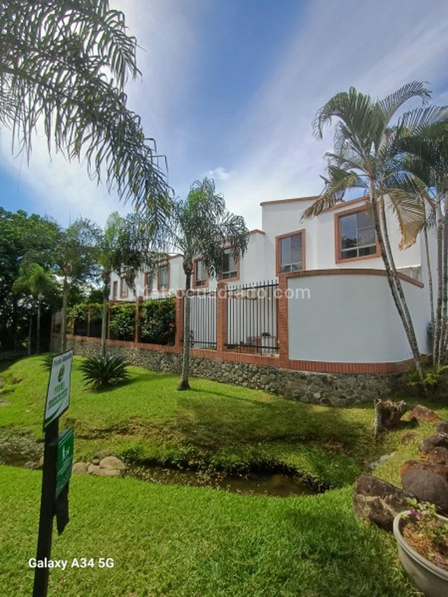 Casa de 4 habitaciones en venta en Parcelaciones Pance, Cali — imagen 1 de 20