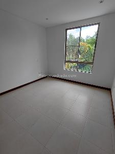 Casa de 4 alcobas en venta en Parcelaciones Pance, Cali, 250 m² · foto 15 de 20