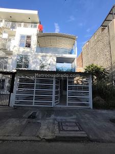 Casa de 4 alcobas en venta en Ciudad 2000, Cali, 270 m² · foto 3 de 20