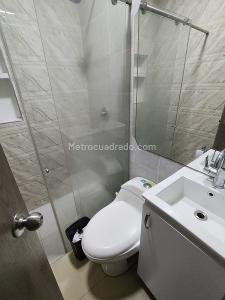 Casa de 4 alcobas en venta en Ciudad 2000, Cali, 270 m² · foto 17 de 20