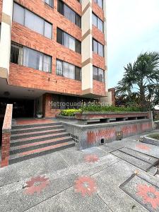 Apartamento de 2 alcobas en venta en Granada, Cali, 106 m² · foto 2 de 18