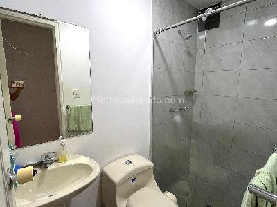 Apartamento de 2 alcobas en venta en Granada, Cali, 106 m² · foto 13 de 18