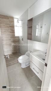 Apartamento de 3 alcobas en venta en Valle Del Lili, Cali, 151 m² · foto 18 de 20