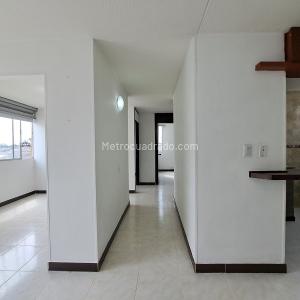Apartamento de 2 alcobas en venta en Alamos, Cali, 61 m² · foto 6 de 20