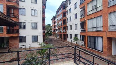 Apartamento en venta en El Limonar, Cali · foto 2 de 18