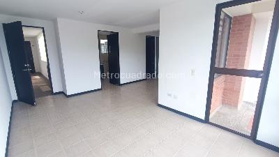 Apartamento en venta en El Limonar, Cali · foto 3 de 18