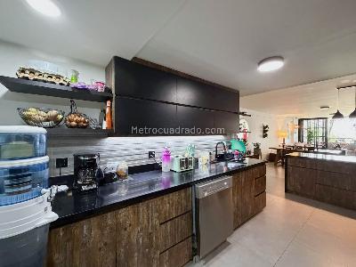 Apartamento en venta en Las Palmas, Medellín · foto 9 de 16