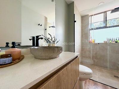 Apartamento de 2 alcobas en venta en Loma De Los Gonzalez, Medellín, 94 m² · foto 8 de 17