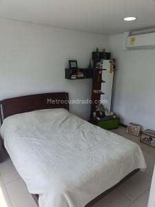 Apartamento de 2 alcobas en venta en Ciudad Pacifica, Cali, 77 m² · foto 13 de 20