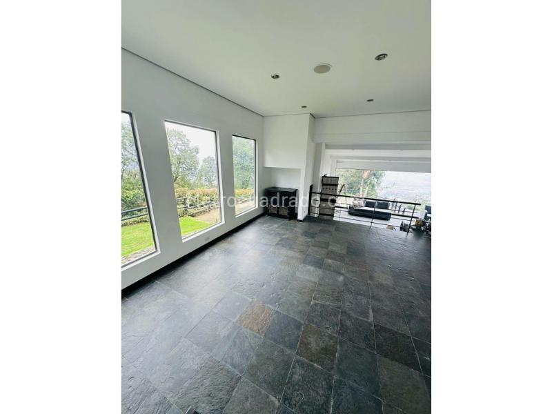 Casa en Arriendo, Las Palmas, Medellín - Widok 3