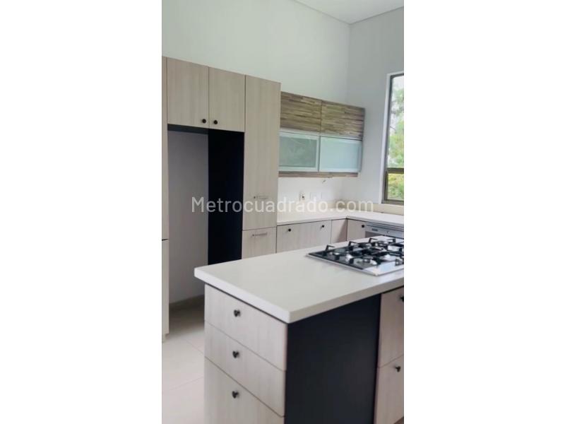 Casa en Arriendo, Las Palmas, Medellín - Widok 6