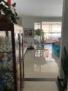Apartamento de 4 alcobas en venta en Pance, Cali, 300 m² · foto 2 de 15