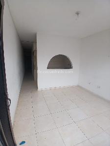 Casa de 5 alcobas en venta en Union De Vivienda Popular, Cali, 300 m² · foto 2 de 20