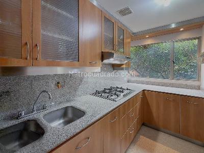 Apartamento de 2 alcobas en venta en Milla De Oro, Medellín, 176 m² · foto 10 de 20