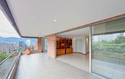 Apartamento de 2 alcobas en venta en Milla De Oro, Medellín, 176 m² · foto 2 de 20