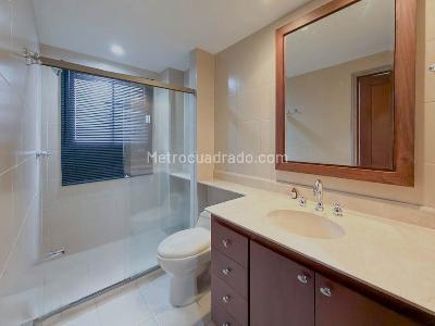 Apartamento de 2 alcobas en venta en Milla De Oro, Medellín, 176 m² · foto 7 de 20