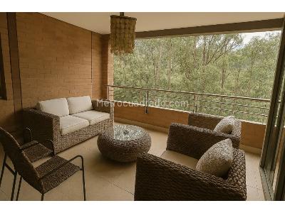 Apartamento de 3 alcobas en venta en El Poblado, Medellín, 245 m² · foto 5 de 19