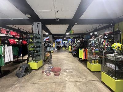 Local Comercial en Arriendo, El Limonar, Cali