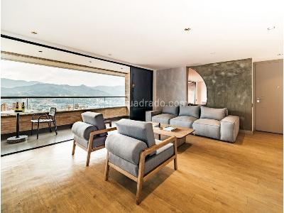 Apartamento de 3 alcobas en arriendo en El Poblado, Medellín, 140 m² · foto 3 de 18