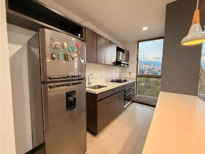 Apartamento en arriendo en Las Palmas, Medellín · foto 3 de 12