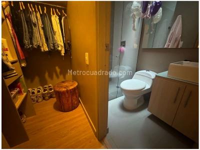 Casa de 3 alcobas en venta en El Poblado, Medellín, 223 m² · foto 15 de 20