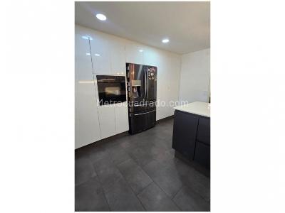 Casa de 3 alcobas en venta en Envigado, Medellín, 104 m² · foto 6 de 20