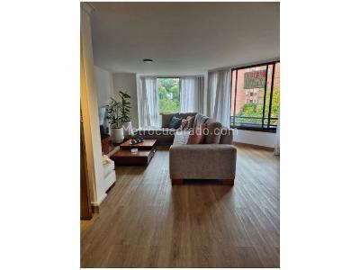Apartamento de 3 alcobas en venta en El Tesoro, Medellín, 140 m² · foto 2 de 10