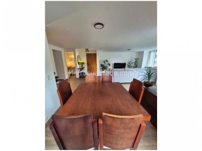 Apartamento de 3 alcobas en venta en El Tesoro, Medellín, 140 m² · foto 4 de 10