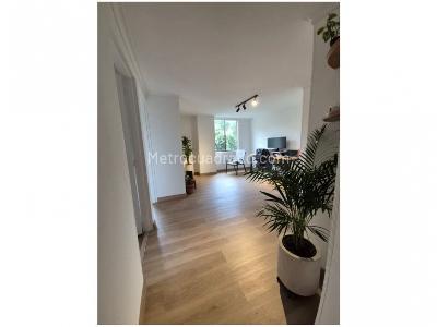 Apartamento de 3 alcobas en venta en El Tesoro, Medellín, 140 m² · foto 6 de 10