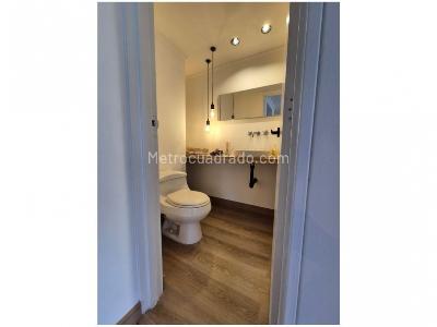 Apartamento de 3 alcobas en venta en El Tesoro, Medellín, 140 m² · foto 9 de 10