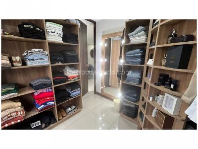 Apartamento de 2 alcobas en venta en El Poblado, Medellín, 78 m² · foto 10 de 14