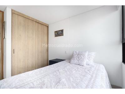Apartamento de 3 alcobas en arriendo en El Poblado, Medellín, 90 m² · foto 7 de 16