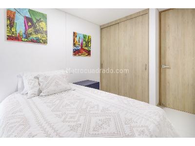 Apartamento de 3 alcobas en arriendo en El Poblado, Medellín, 90 m² · foto 8 de 16
