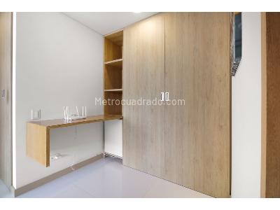 Apartamento de 3 alcobas en arriendo en El Poblado, Medellín, 90 m² · foto 15 de 16