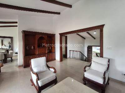 Casa de 5 alcobas en venta en Santa Monica Residential, Cali, 382 m² · foto 8 de 20