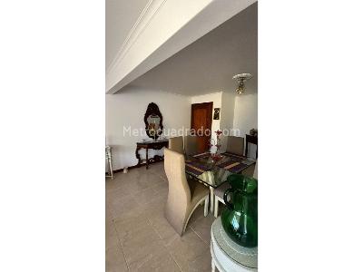 Apartamento en venta en La Castellana, Medellín · foto 2 de 14
