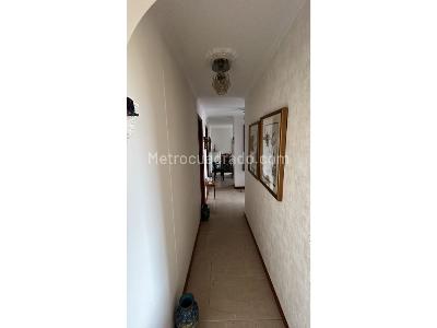 Apartamento en venta en La Castellana, Medellín · foto 7 de 14